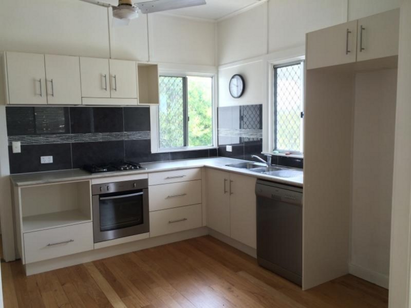 15 Cairns Street, The Range QLD 4700